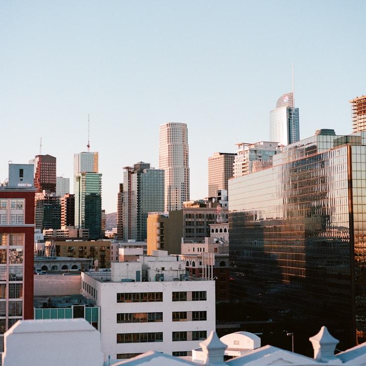 Family routine and school logistics in Florence